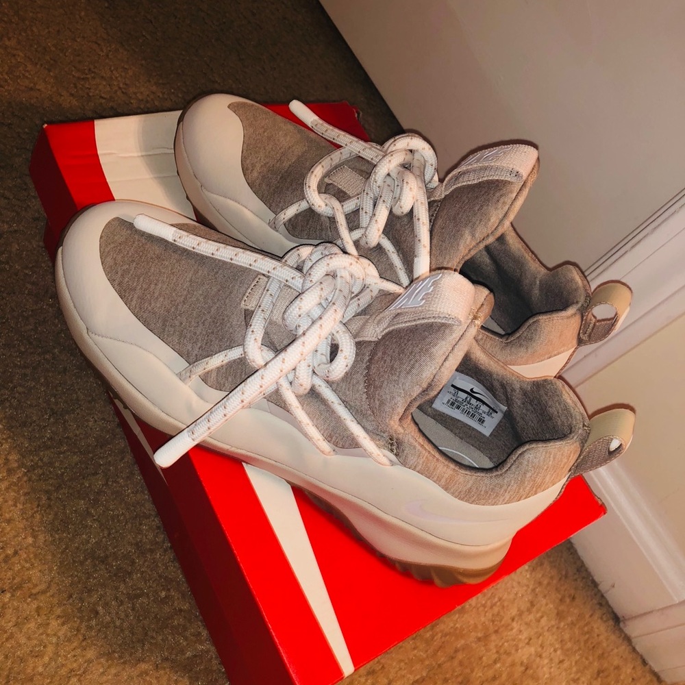 NIKE City Loops